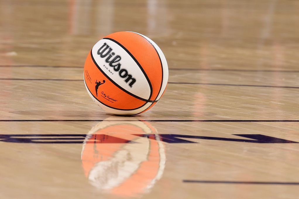 wnba-s-sparks-storm-to-play-preseason-game-in-canada-espn