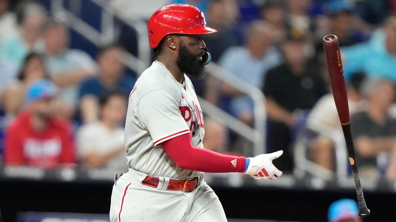 Josh Harrison to Nationals after release from Phillies