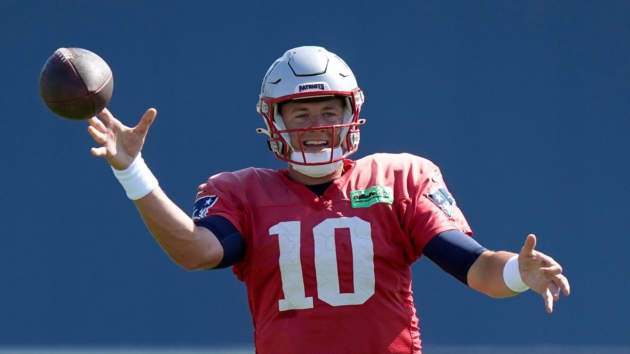 Patriots' Mac Jones named the 6th-best quarterback under age 25