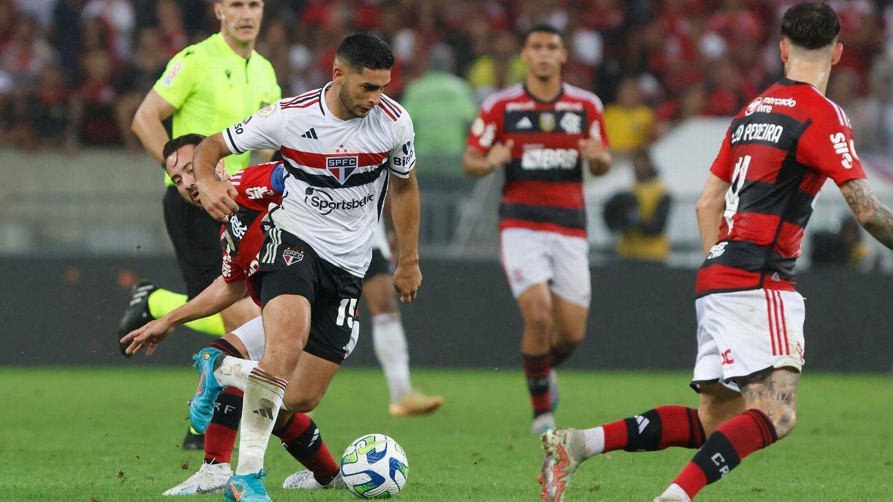 La Confederación Brasileña de Fútbol aborda la polémica con el videoárbitro asistente en un partido crucial entre Flamengo y Sao Paulo