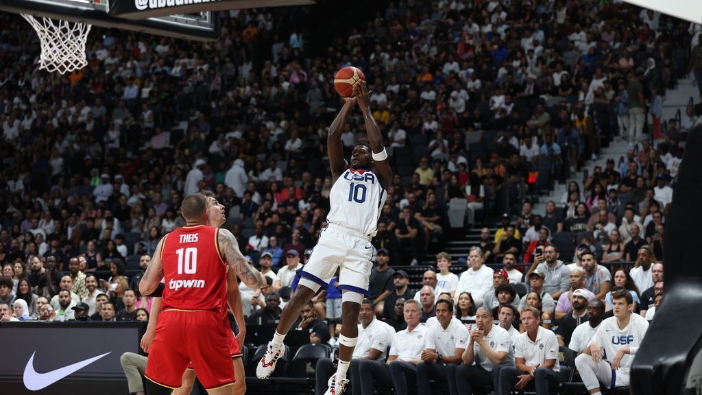 Tyrese Haliburton and Team USA + Daniel Theis and Germany in World