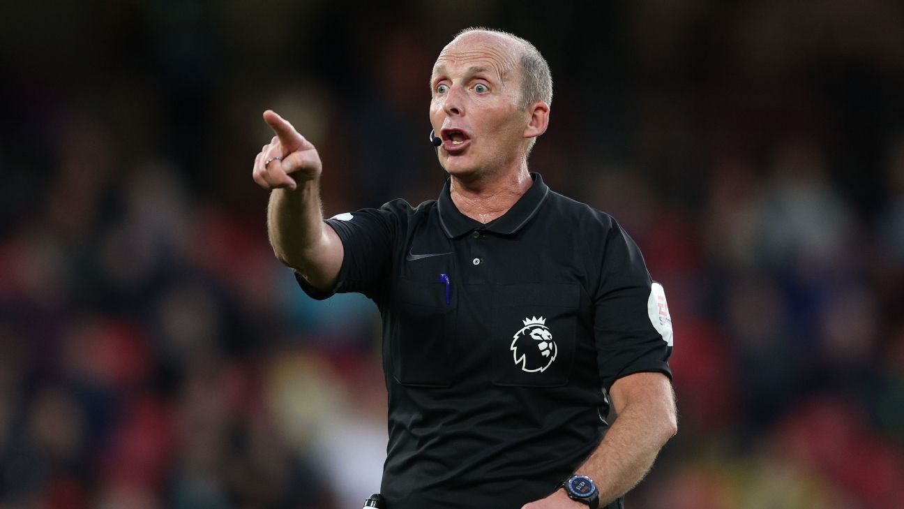 Mike Dean avoided VAR call to save fellow ref 'more grief' - ESPN
