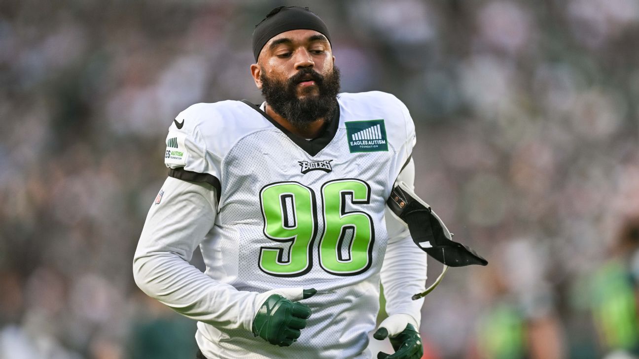 Trade Proposal Nets Bears DE Derek Barnett of Eagles