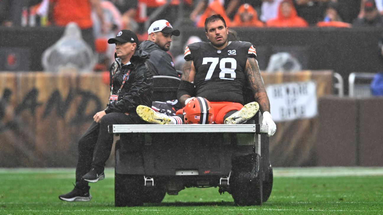 Report: Browns RT Jack Conklin (knee) out for season