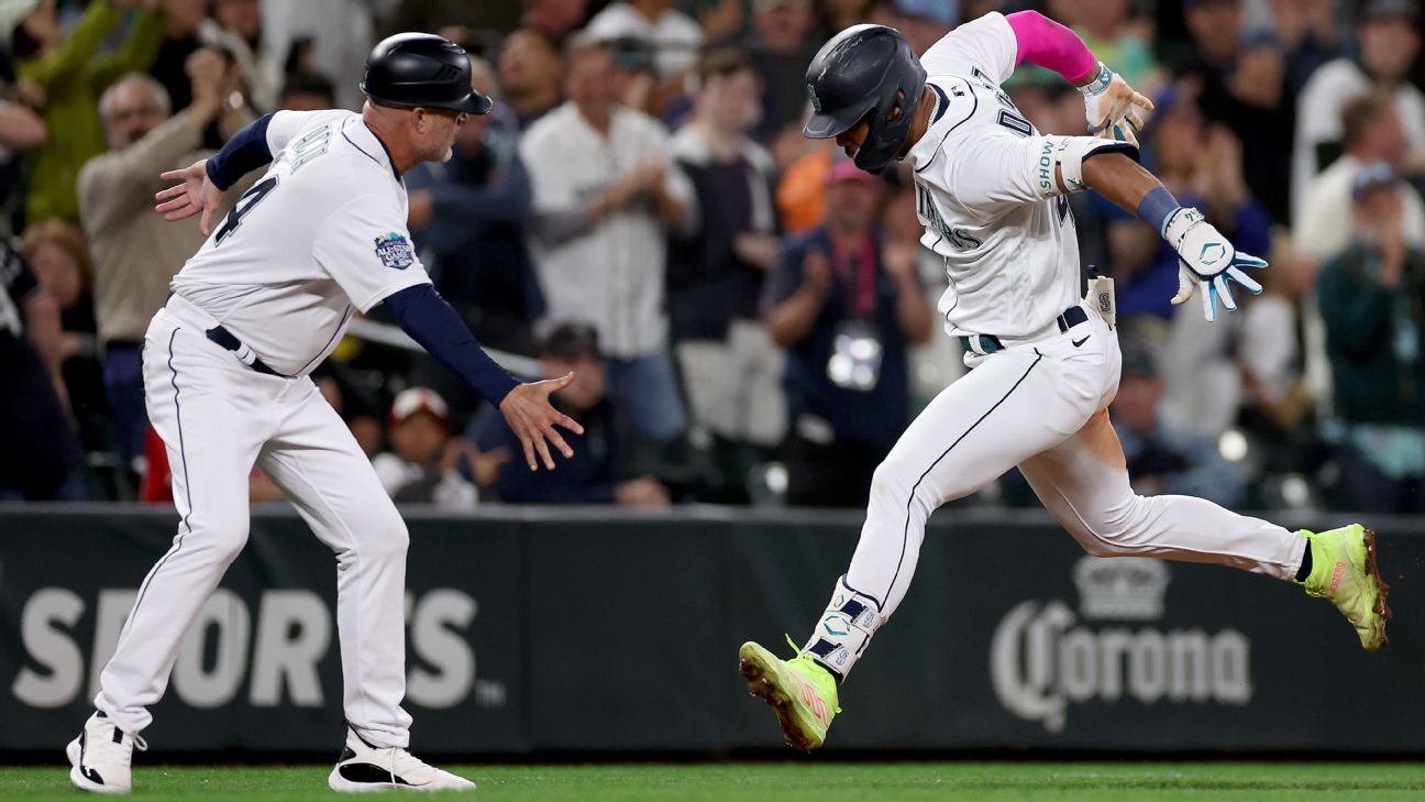 Julio Rodriguez sets MLB record as Mariners club Astros