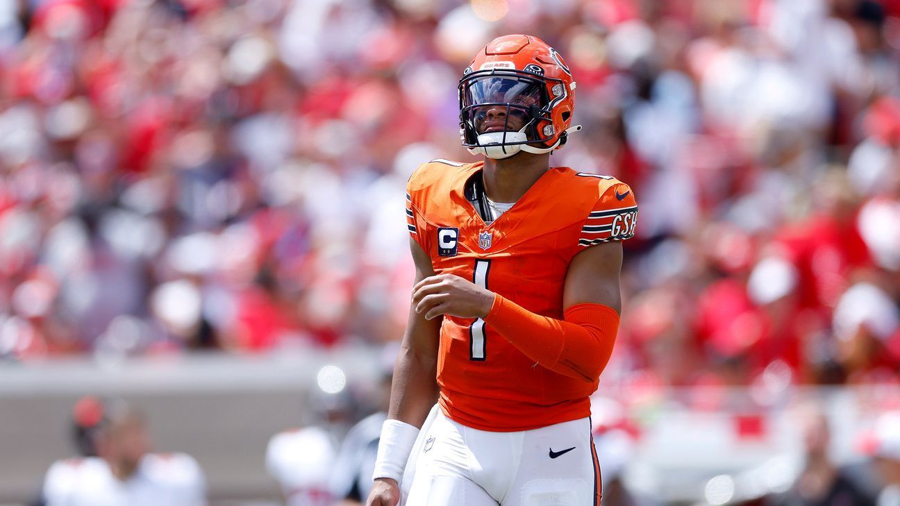 Chicago Bears: 3 replacements if Justin Fields isn't the answer