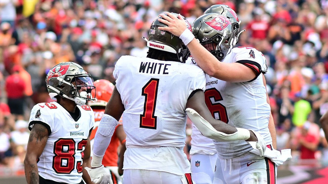 Bucs travel to Cardinals, try to keep lead in NFC South