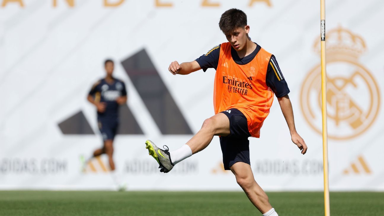 Official: Real Madrid midfielder suffers thigh injury in pre-season  training - Madrid Universal