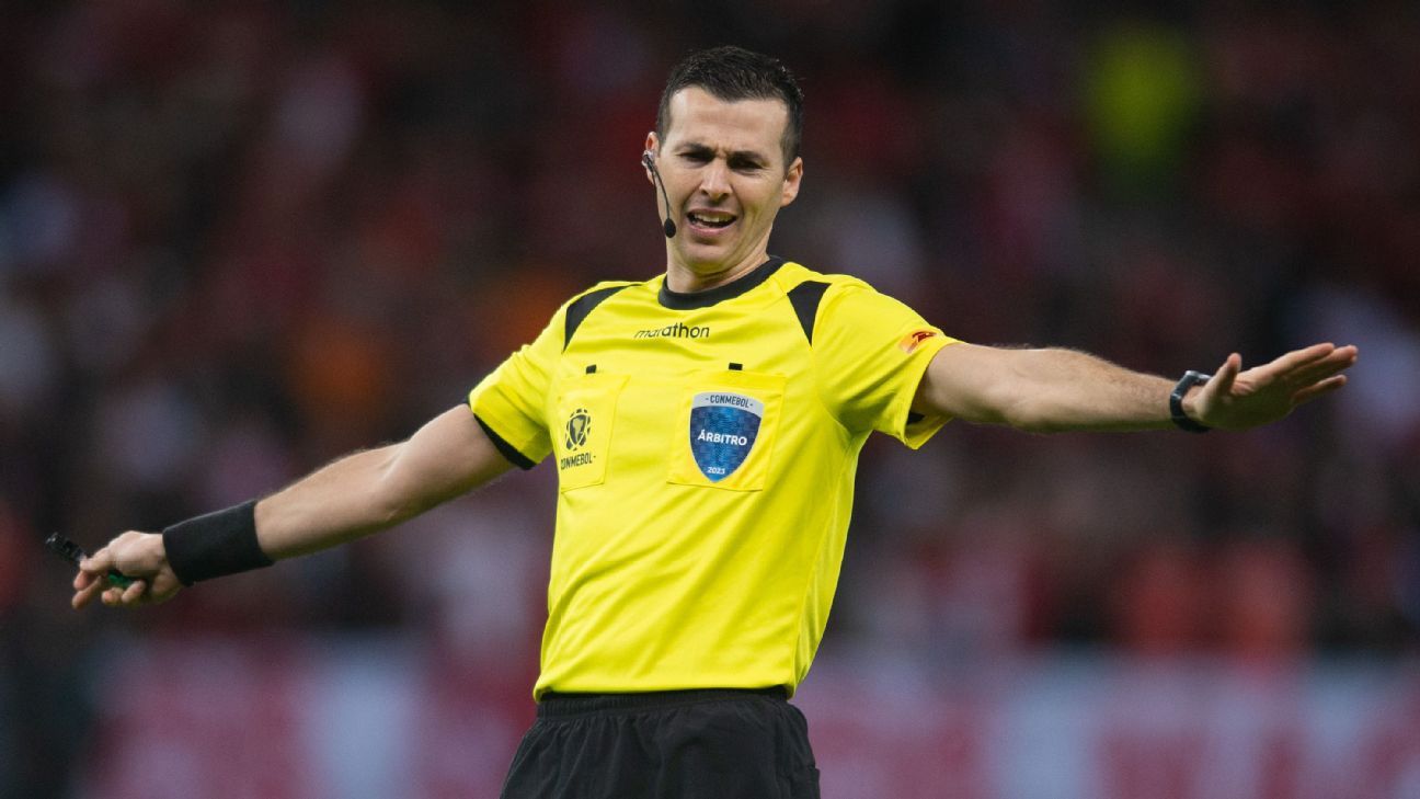 Conmebol define árbitros para 