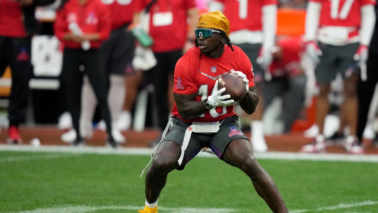 Destaque do Futebol Americano, Tyreek Hill diz que quer disputar o flag  football em Los Angeles 2028 - Surto Olímpico