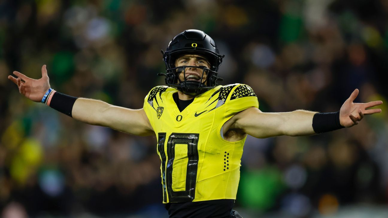 Ducks drub USC behind 'Heisman-worthy' Nix