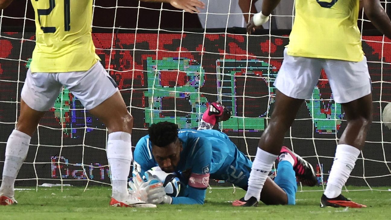 Alexander Domínguez cumplió su partido 70 con la Selección ecuatoriana