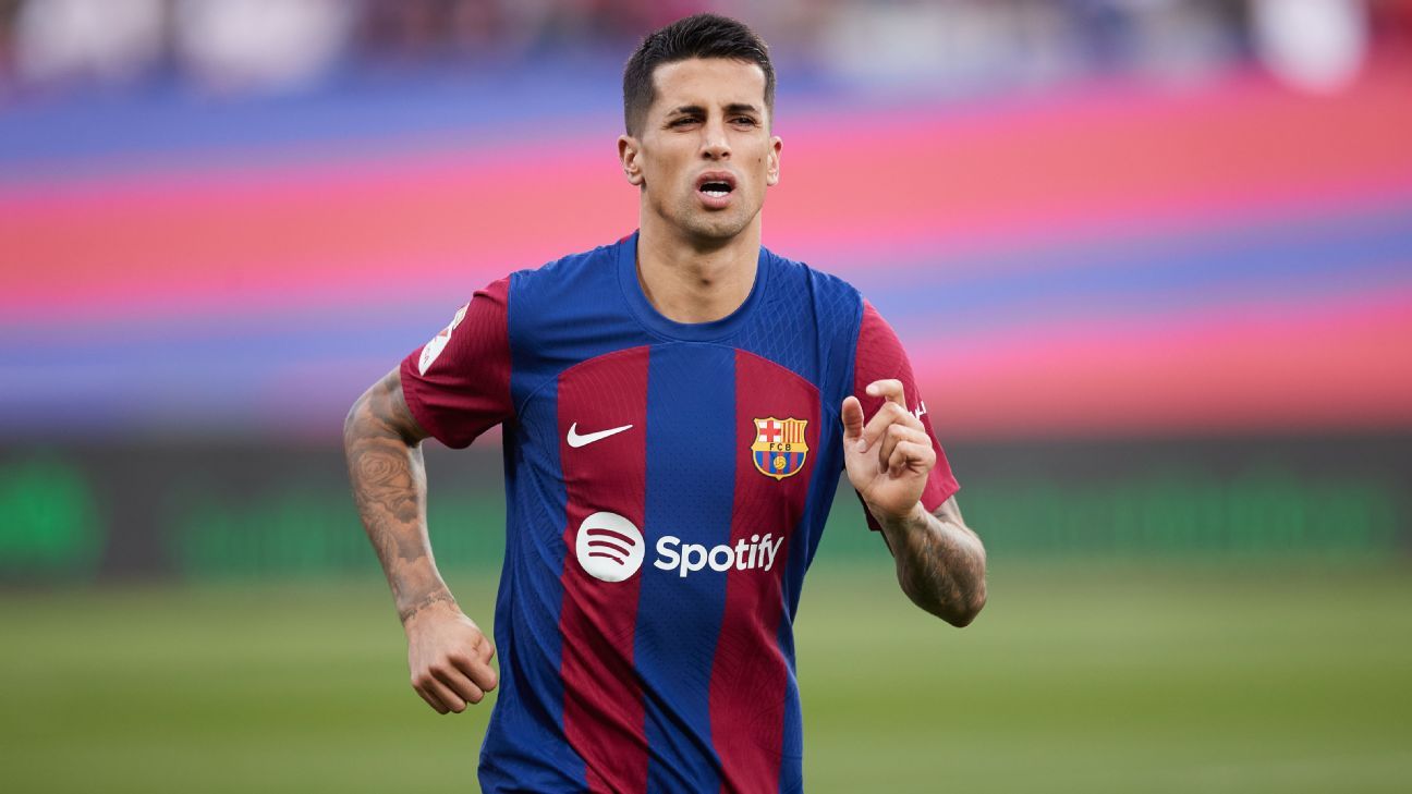 Transfer Talk: Barcelona looking to retain João Cancelo next season