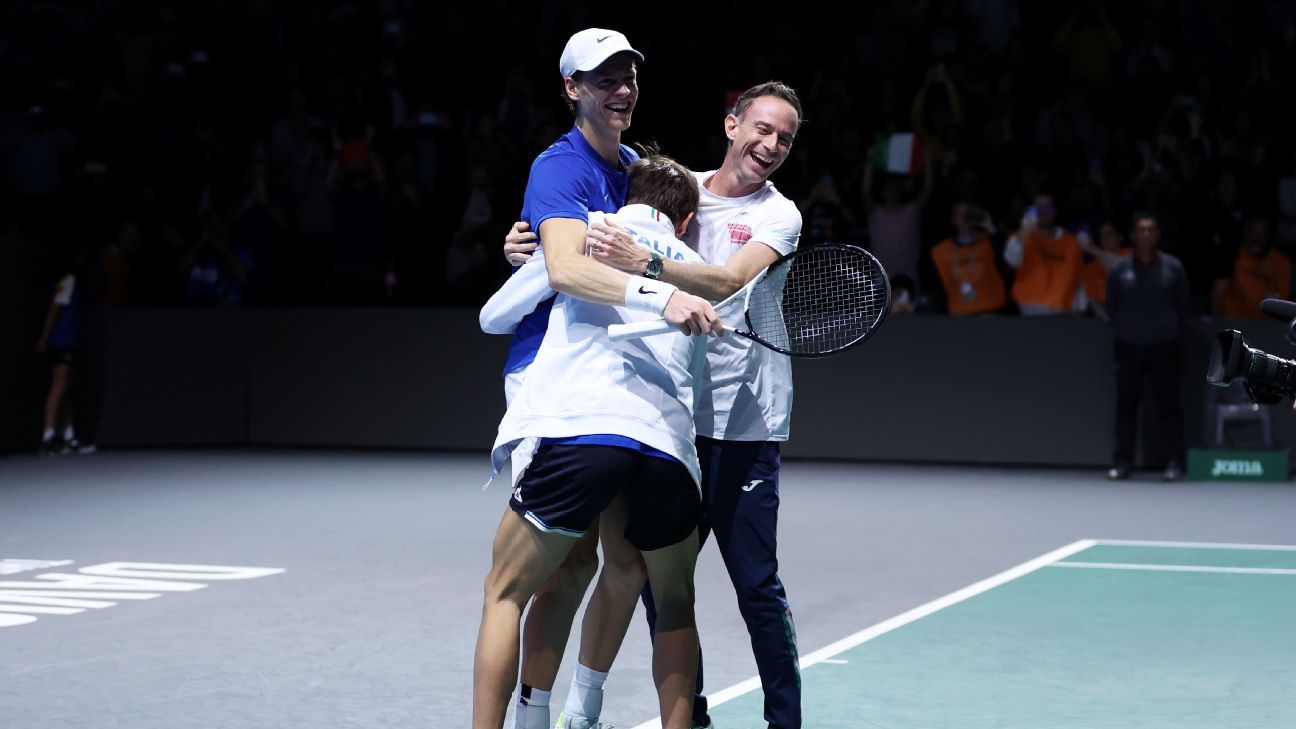 Italy dominates Australia in singles, securing second Davis Cup victory