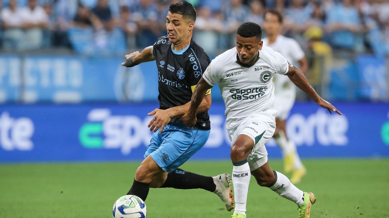 Suárez dá assistência, Grêmio vence, garante vaga na Libertadores e rebaixa o Goiás para a Série B
