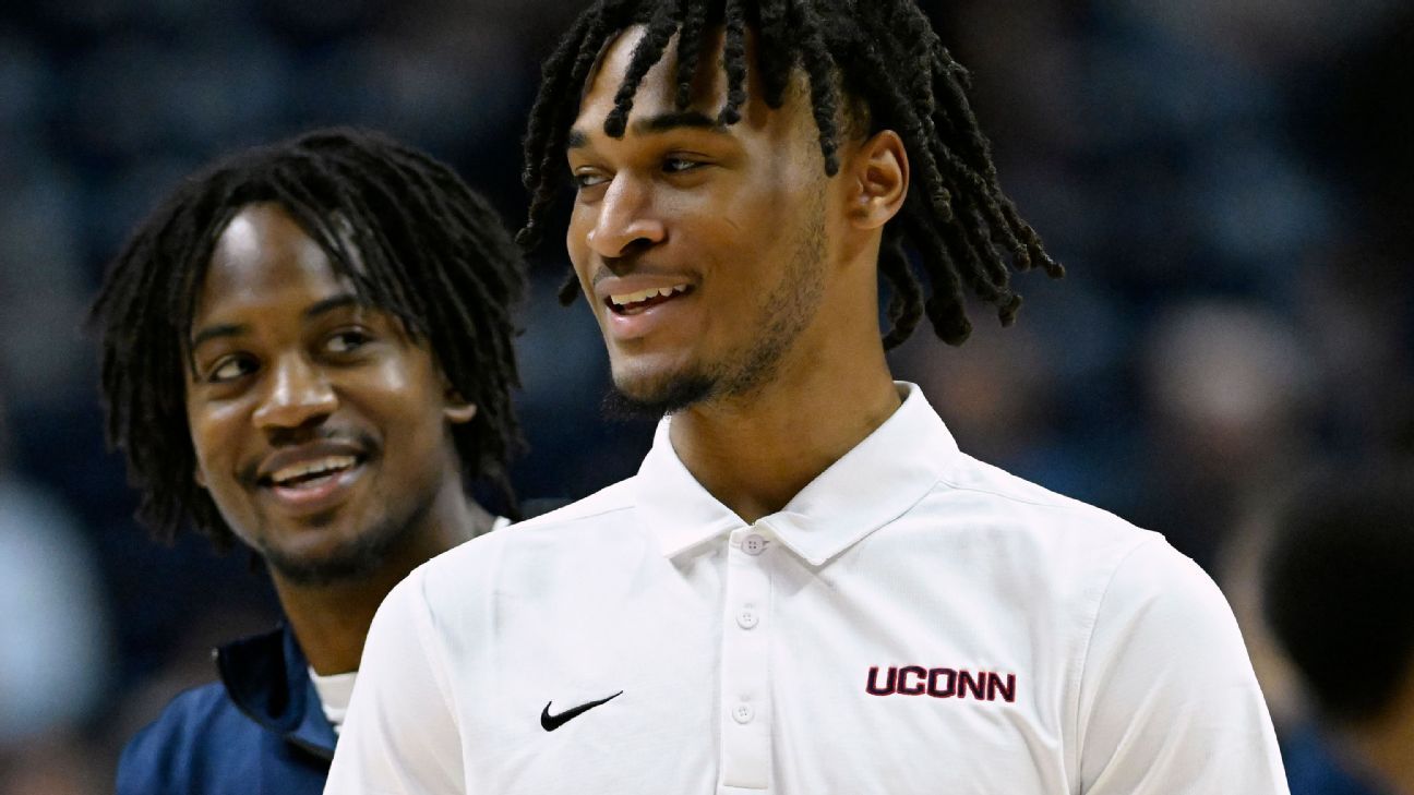 UConn guard Stephon Castle expected to return against UNC on Tuesday