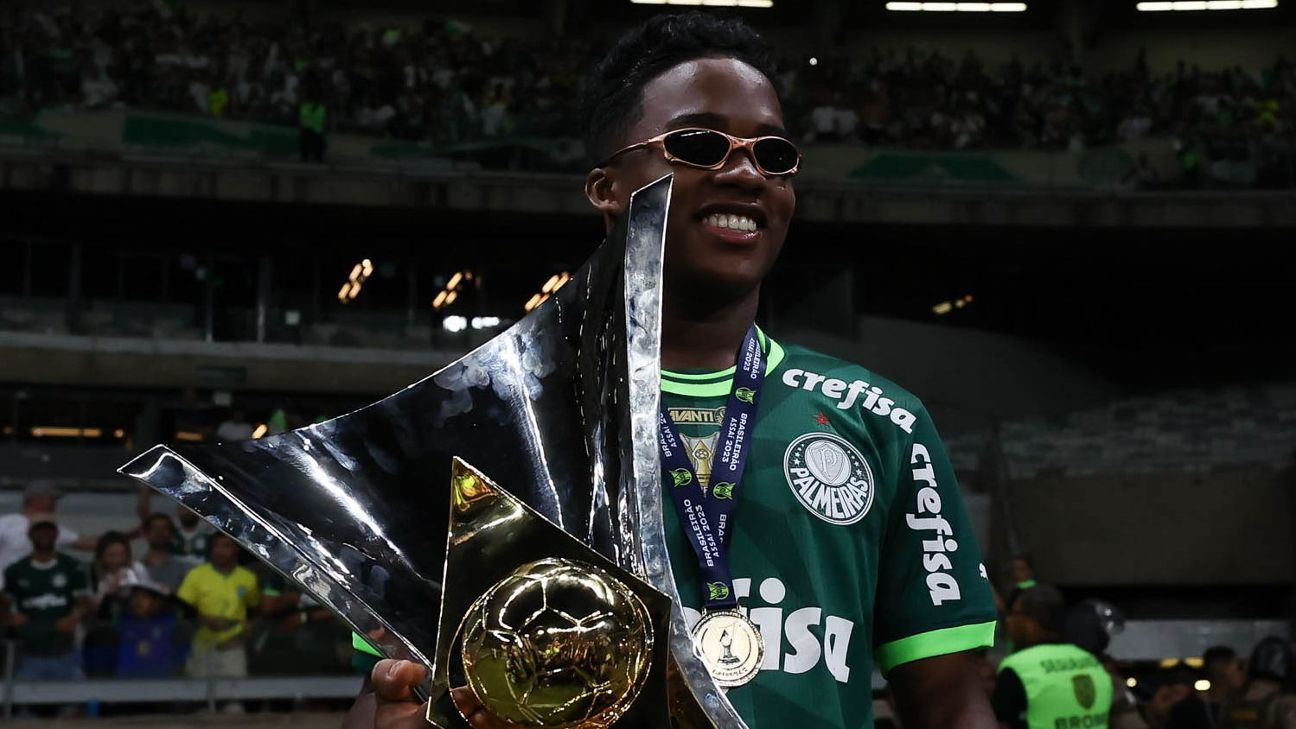 Endrick diz torcida adversária que mais o impressionou, revela sonho no futebol e se derrete por Abel Ferreira: 
