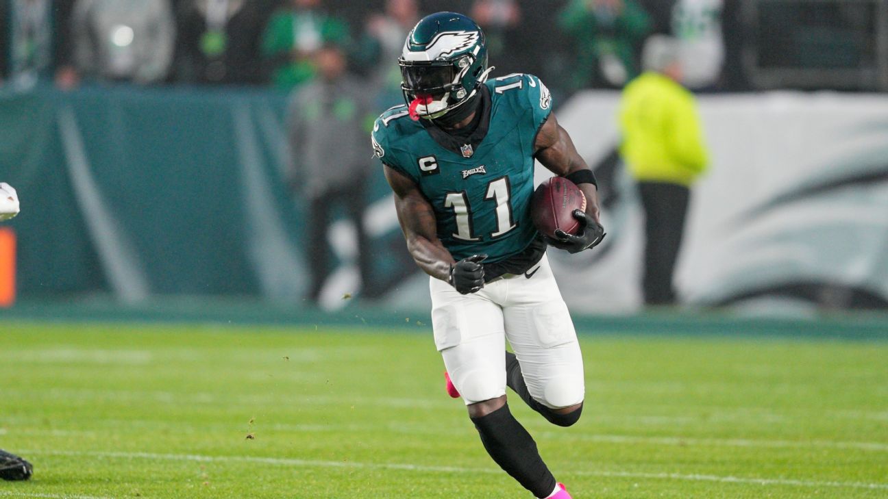 Eagles WR A.J. Brown ruled out vs. Buccaneers with knee injury