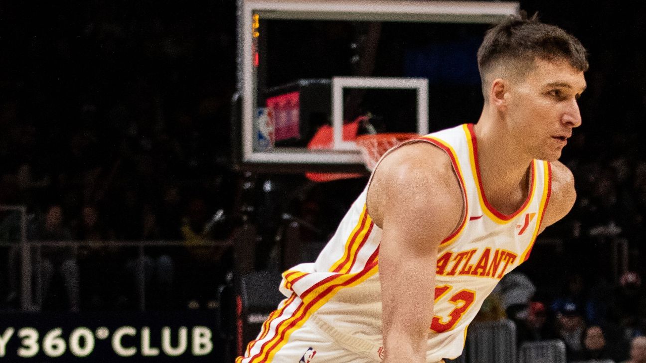 Hawks' Bogdanovic (hamstring) out at least month