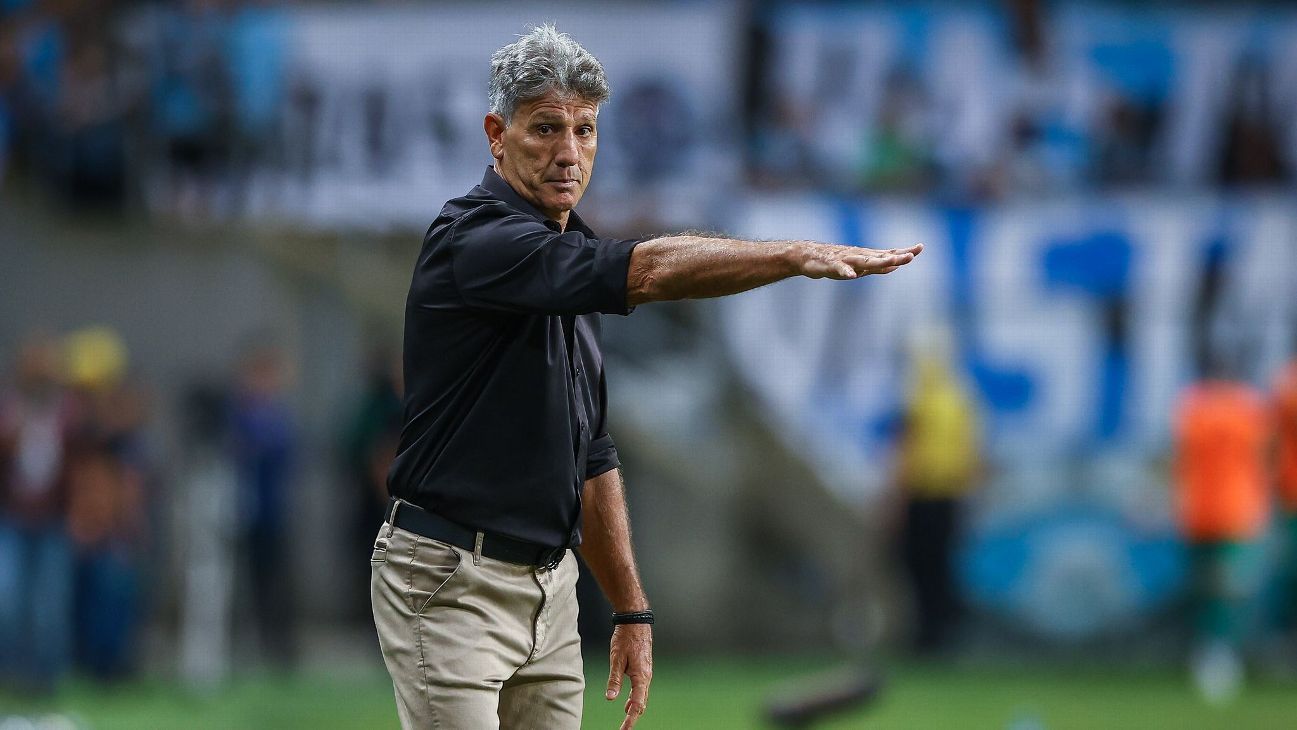 Renato Gaúcho dispensa viagem e garante equipe reserva no próximo jogo.