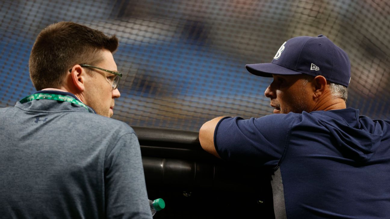 Rays sign Cash, Neander to contract extensions
