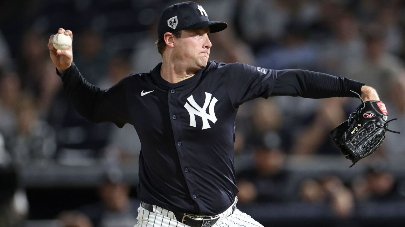 Yanks' Cole shut down, visits specialist over elbow