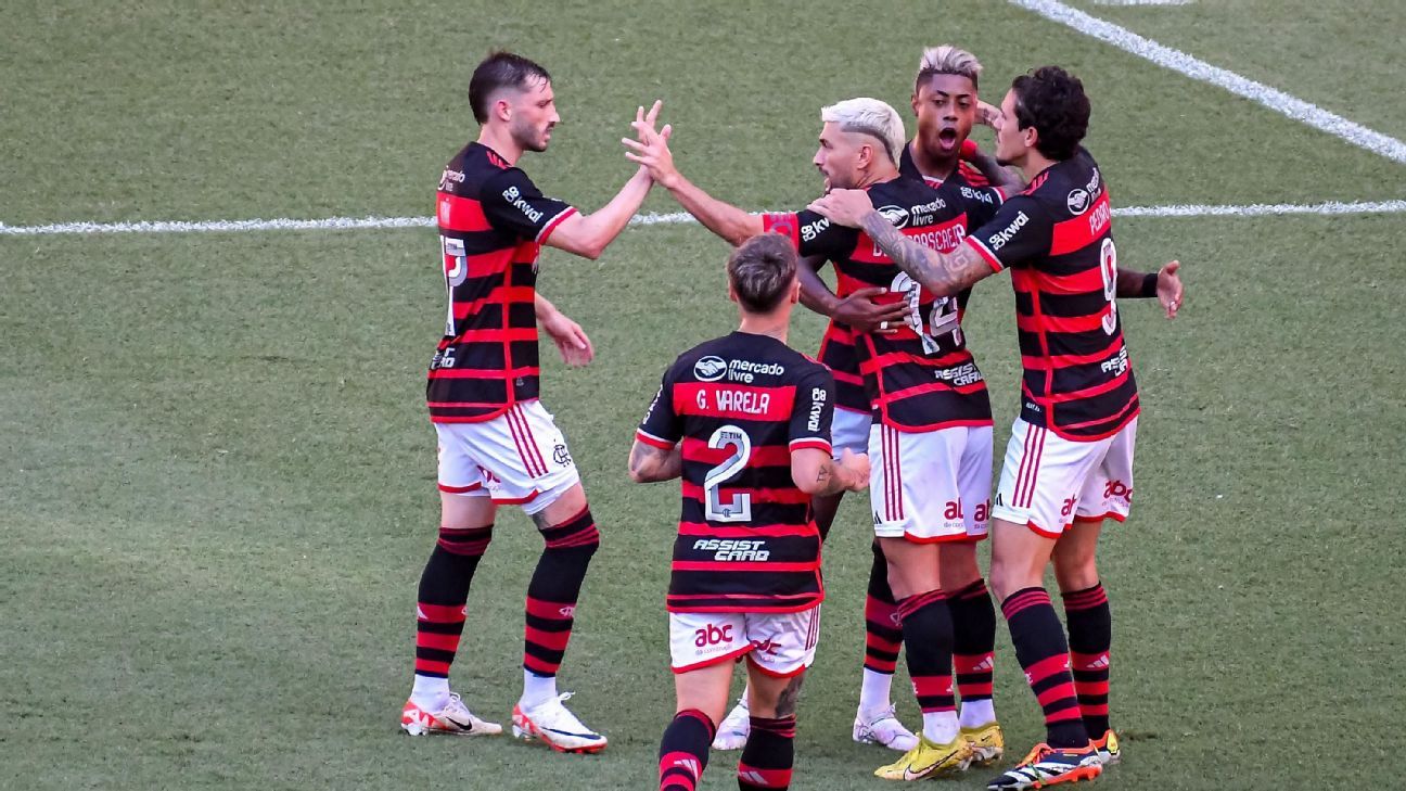 Flamengo conquista Taça Guanabara com gol de falta de Léo Pereira.