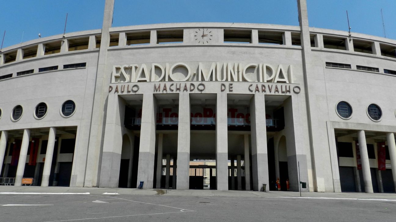 Entrega de Pacaembu projetada para breve, abre oportunidades para Cruzeiro e Santos.