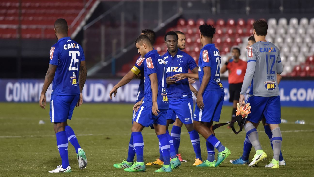Último confronto do Cruzeiro na Sul-Americana e os seis jogadores que causaram polêmica