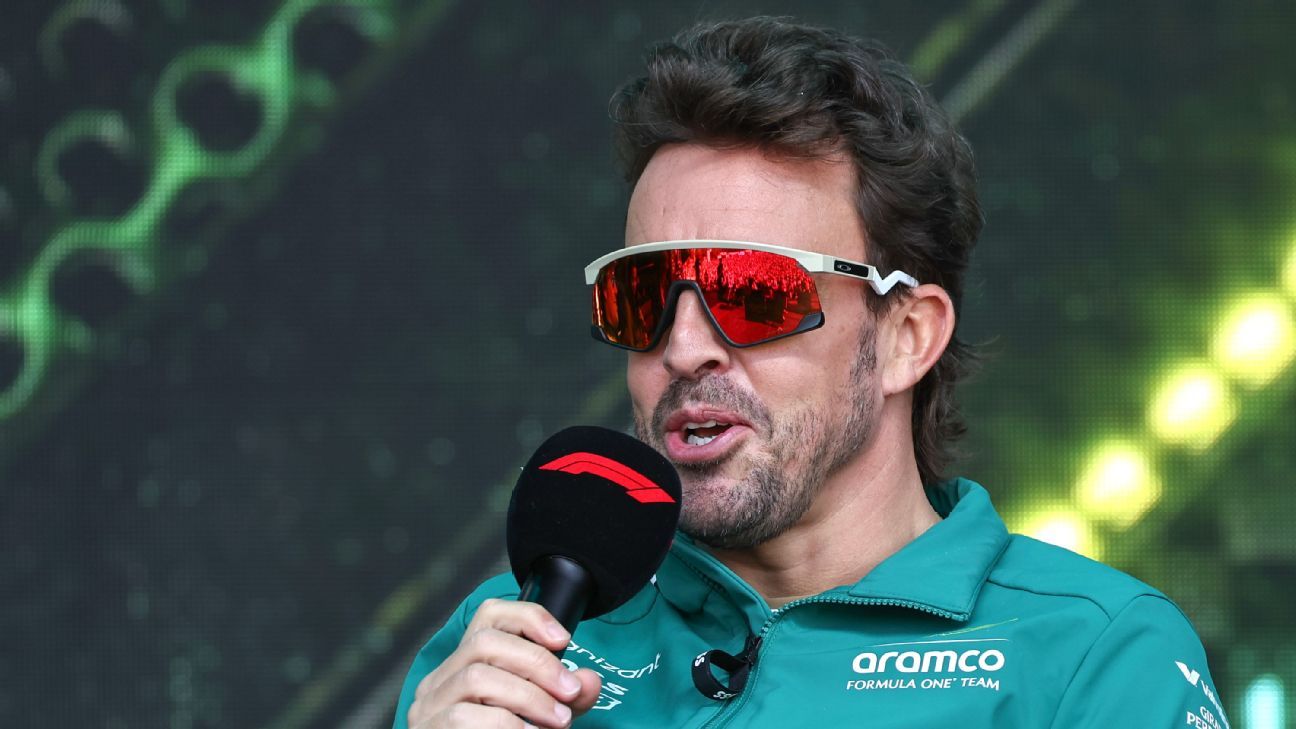 Fernando Alonso says committing to Aston Martin until 2026 was 'easy
