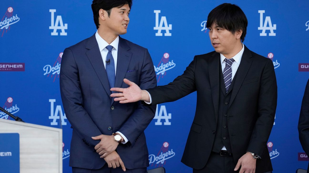 How Ohtani's interpreter Mizuhara became players' lifeline - ESPN