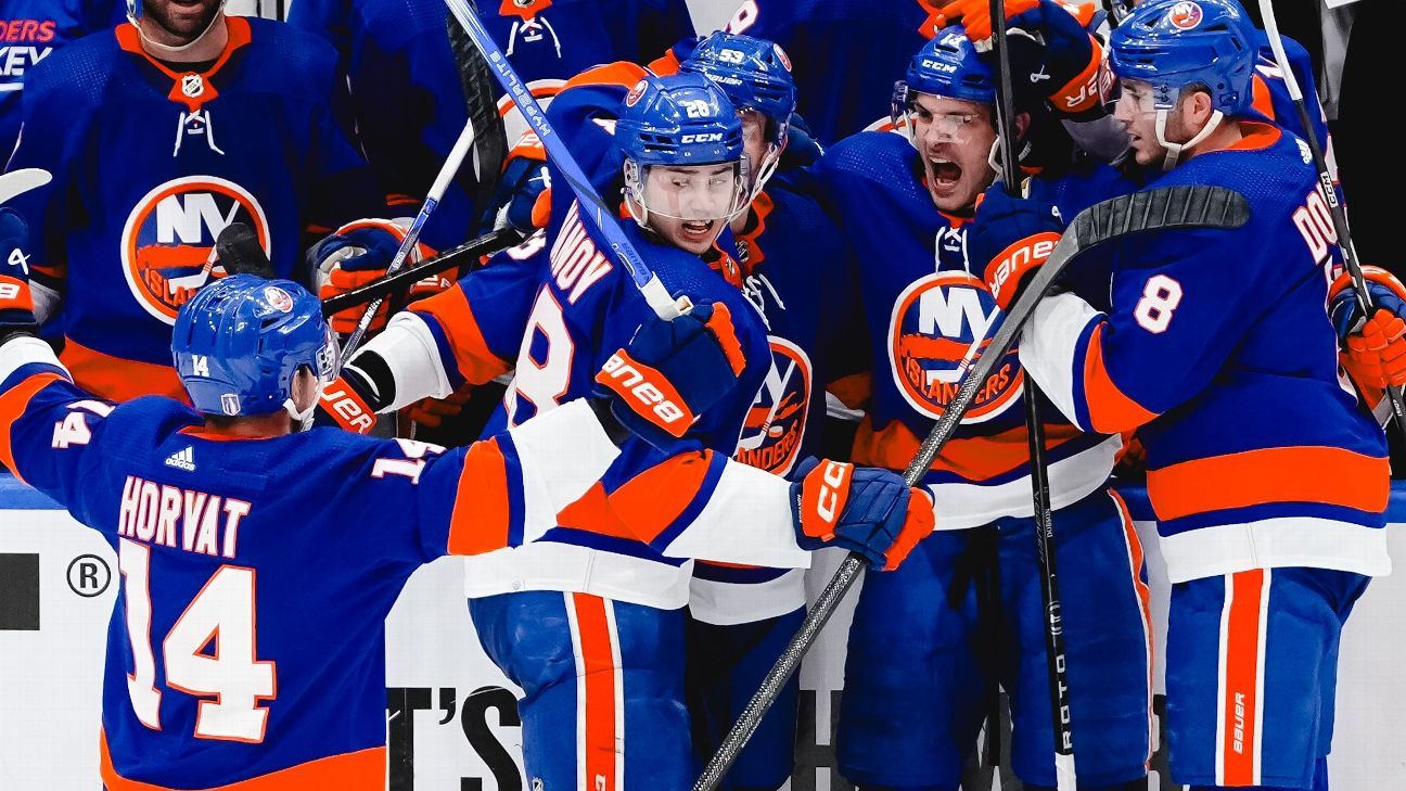 Islanders 'back in it' after 2OT win over Hurricanes