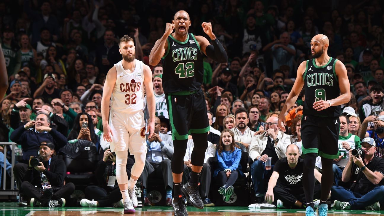 Celtics fend off Cavs, make third-straight ECF