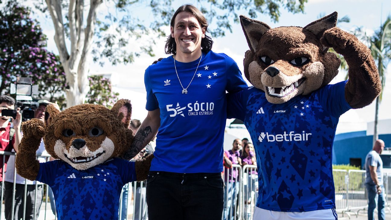 Corinthians abre mão de multa milionária para rescindir com Cássio