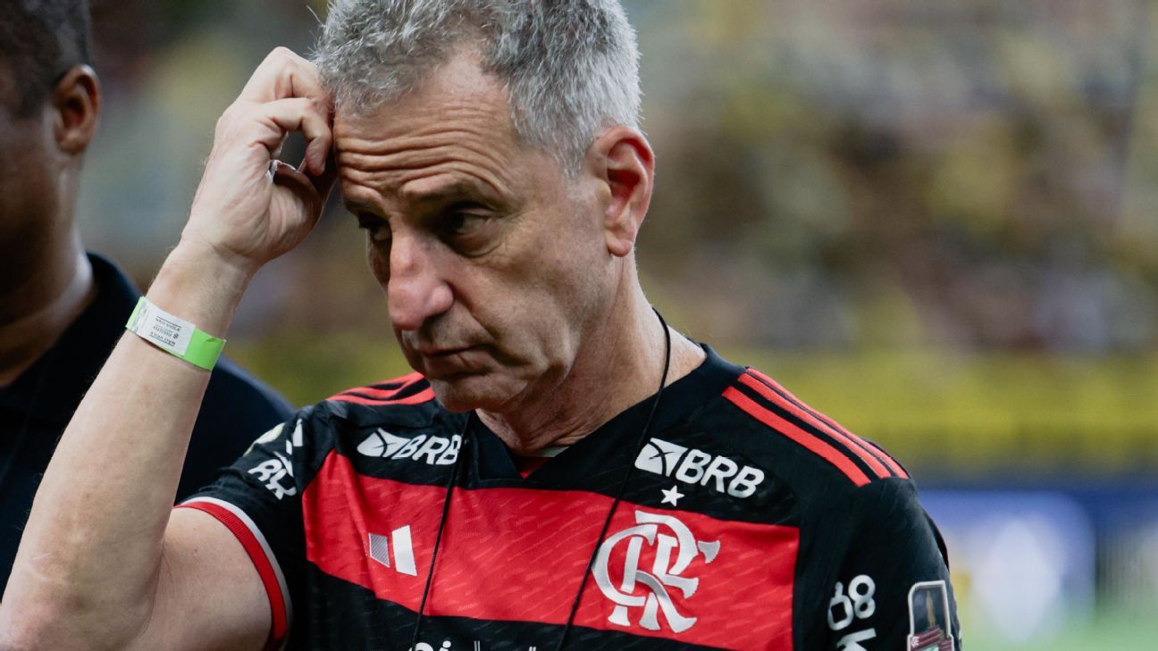 Flamengo fecha categorias de base do futebol feminino: impacto e repercussão.