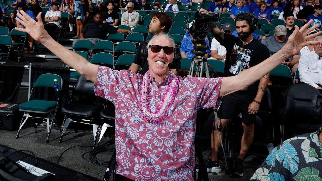 Sports world pays tribute to NBA Hall of Famer Bill Walton - ESPN