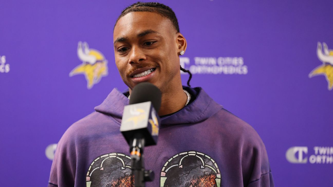 O'Connell Vikings 'never' considered trading Justin Jefferson ESPN