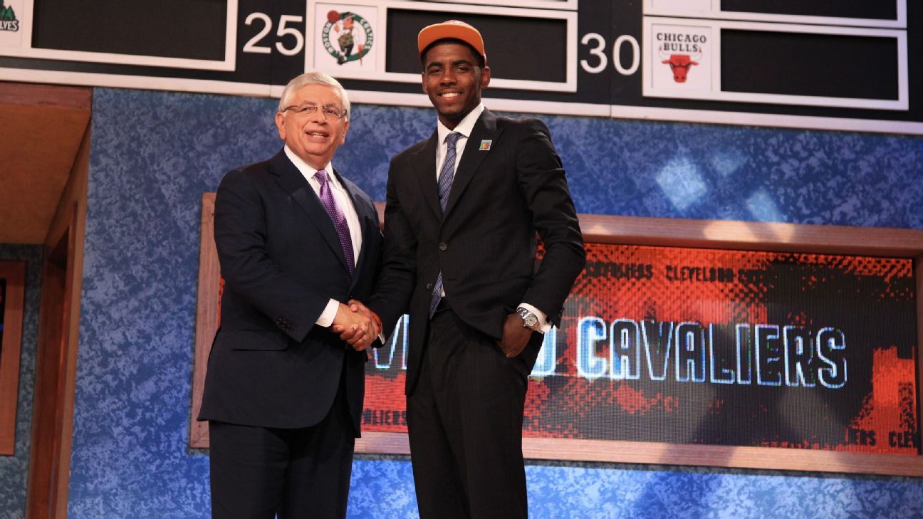 Кайри Ирвинг на драфте НБА 2011