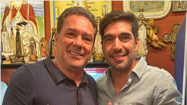 Calculadora da ESPN revela quantidade de títulos na foto viral com Abel Ferreira.