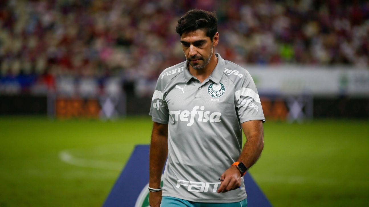 Fortaleza impõe maior derrota da era Abel Ferreira ao Palmeiras: 3 a 0.
