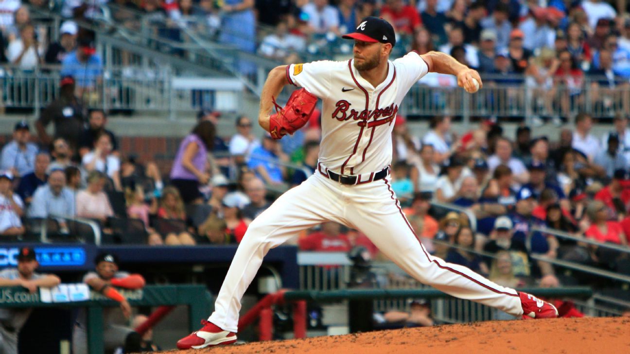 Braves' Sale stifles Giants for MLB-high 11th win