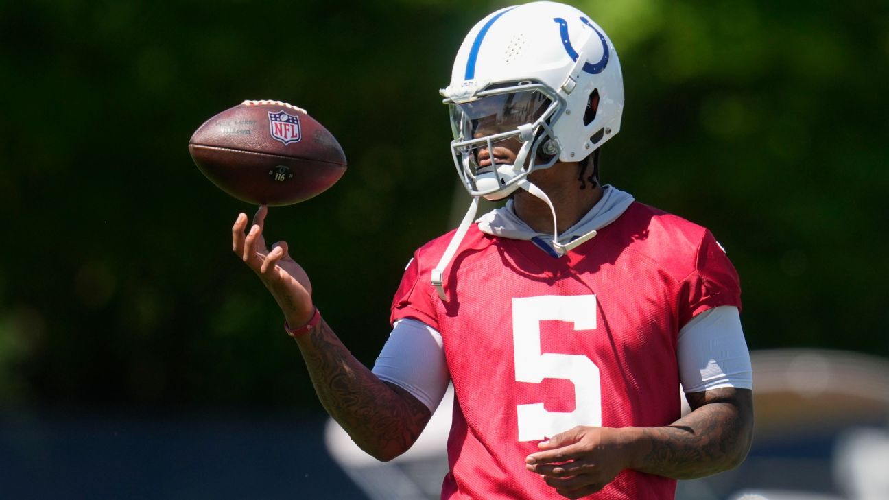 Fantasy football mock draft 12team, 1/2 PPR ESPN
