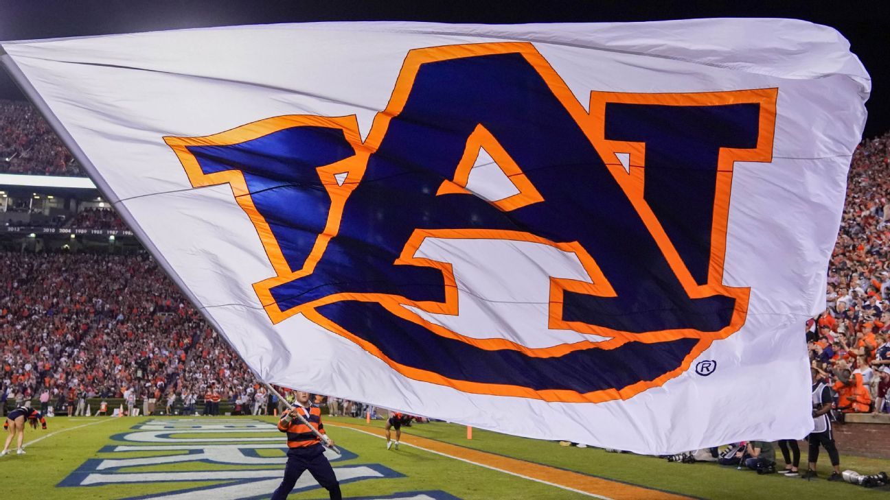 Jared Smith, No. 28 in 2025 ESPN 300, commits to Auburn ESPN