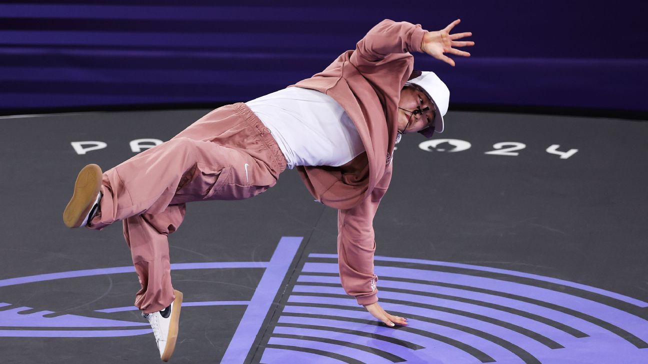 Highlights from Breaking's Olympic debut Snoop Dogg, BGirl Ami and