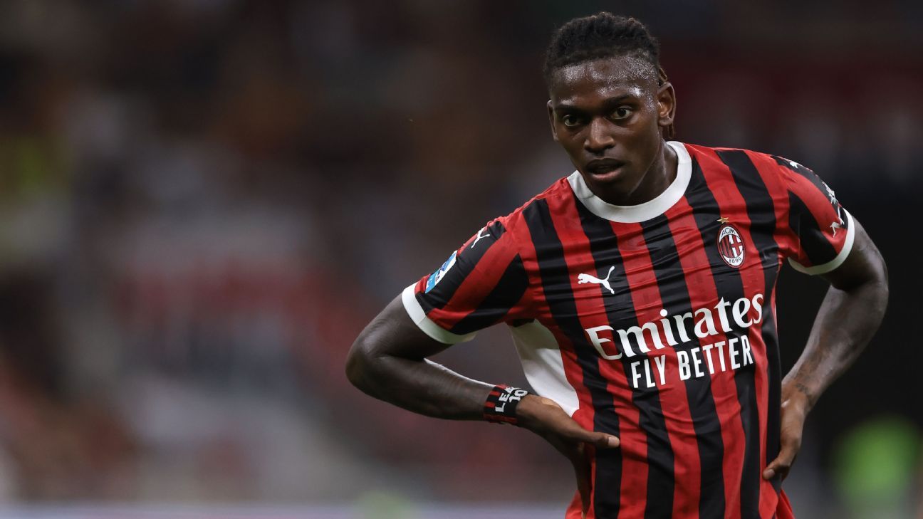 Transfer Talk: Barça priced out of move for Milan star Leão