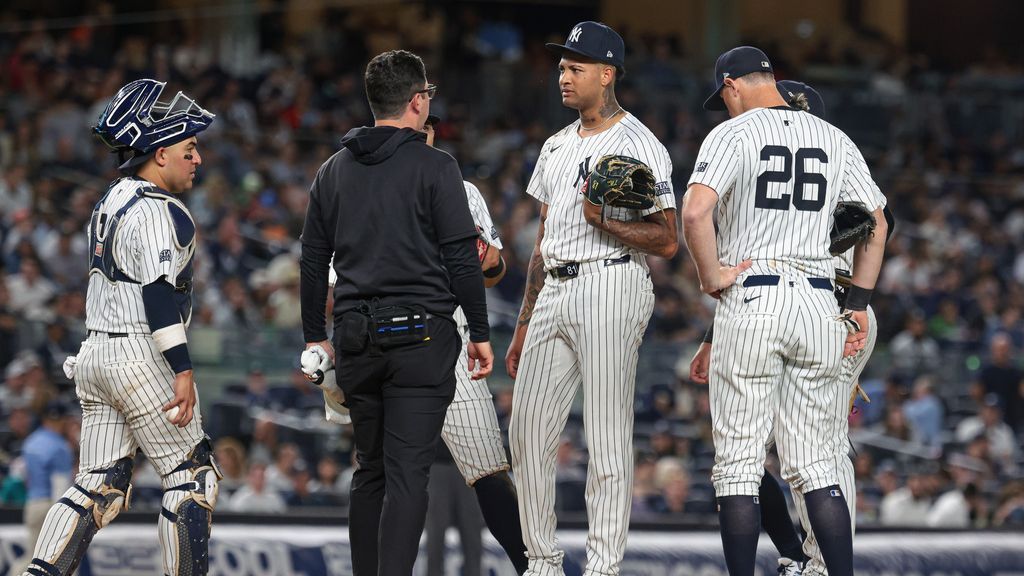 Yankees' Gil exits start with back tightness