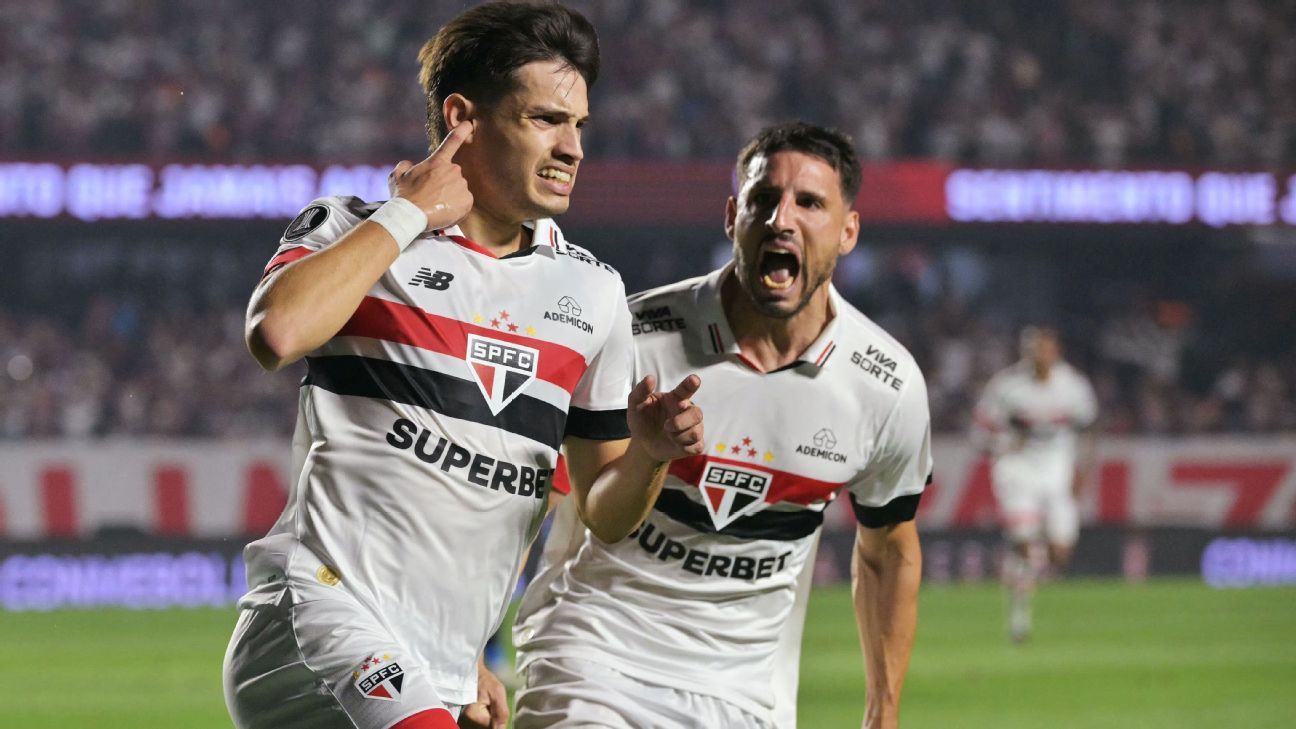 Bobadilla vê São Paulo com 'cara de Libertadores', alerta para altitude e elogia Crespo por 'mudar o time': 'Acreditou em nós'