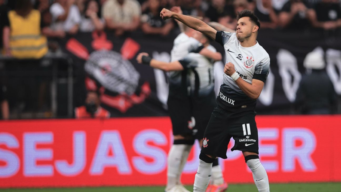 Corinthians vence Flamengo e encerra seca, respirando na briga contra Z-4.