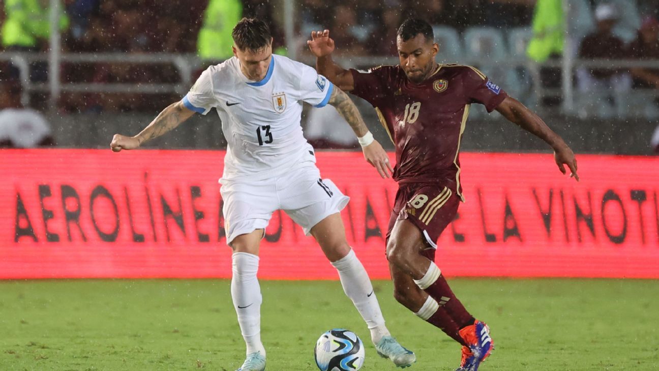 Guillermo Varela, from Uruguay: “Fue un partido bastante cerrado”