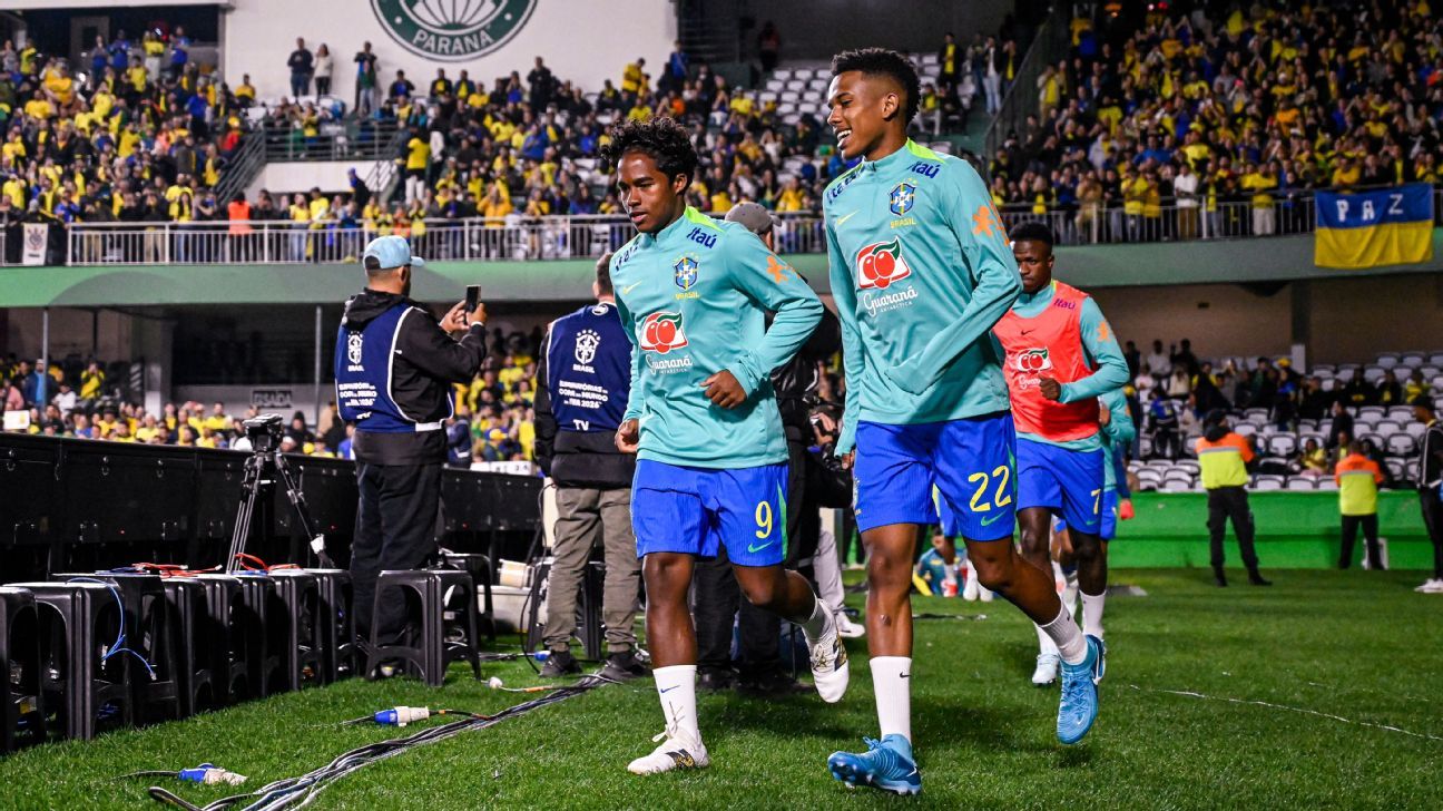 Desconforto gerado por Dorival com Estêvão e Endrick repercute nos rivais do Palmeiras